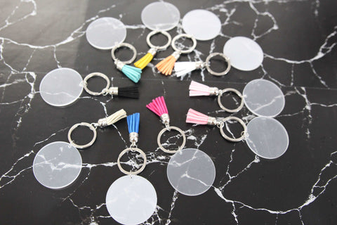 JIELUO 90 Pieces Acrylic Keychain Making Kit, Acrylic Keyring Blanks with Tassels Pendants and Acrylic Transparent Discs Key Rings for Craft DIY Projects(